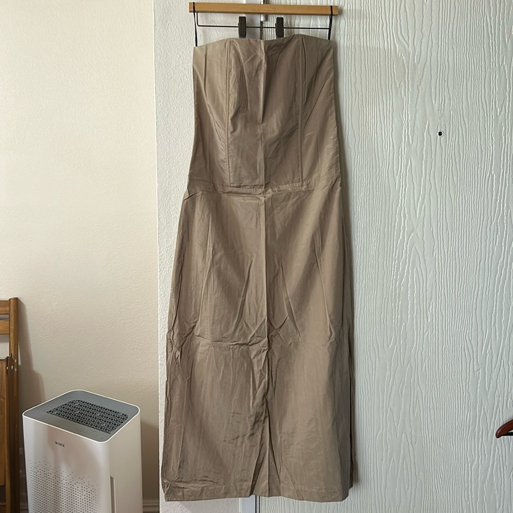 Sani Sani Dress
L